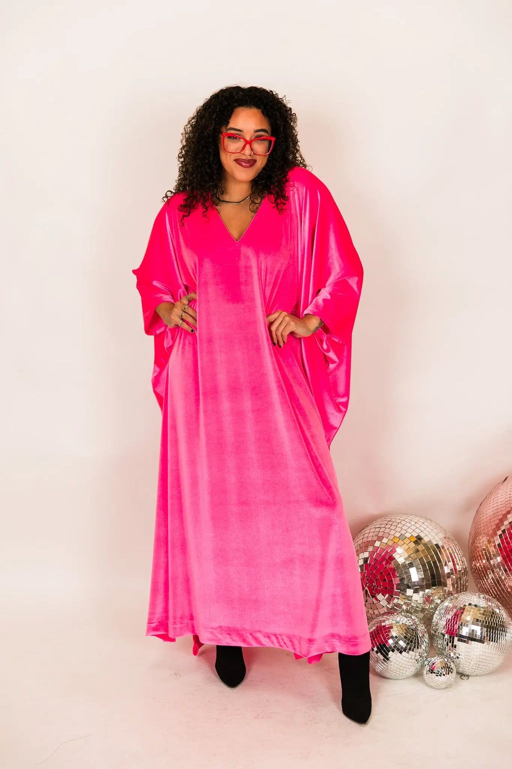 Pink Velvet Mid Caftan With Ostrich Feathers – fringe co